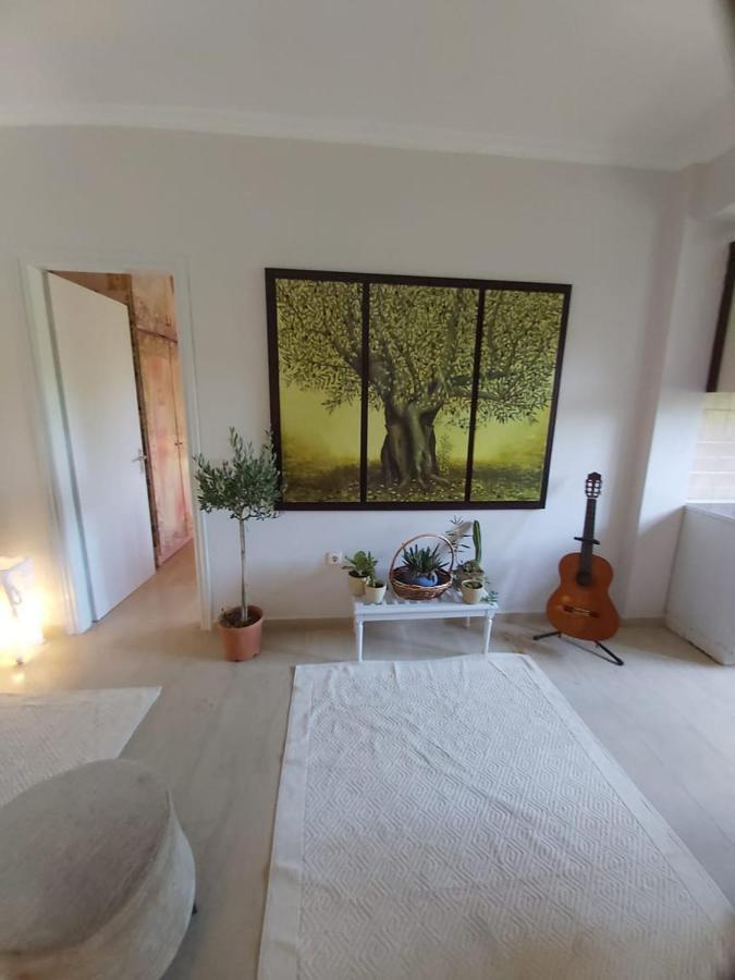 Eugenia Apartment Perama  Bagian luar foto